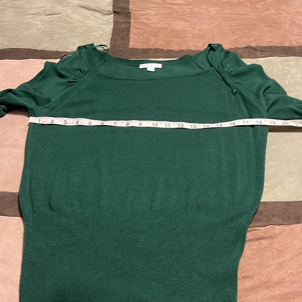Sweater - Picture 5 of 6